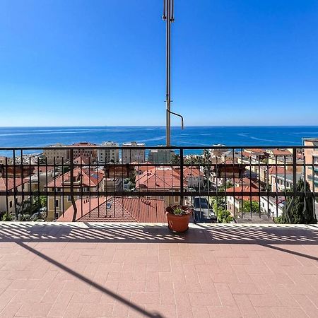Grande Appartamento Vista Mare Varazze Ngoại thất bức ảnh