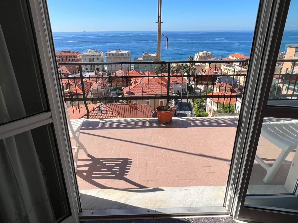 Grande Appartamento Vista Mare Varazze Ngoại thất bức ảnh