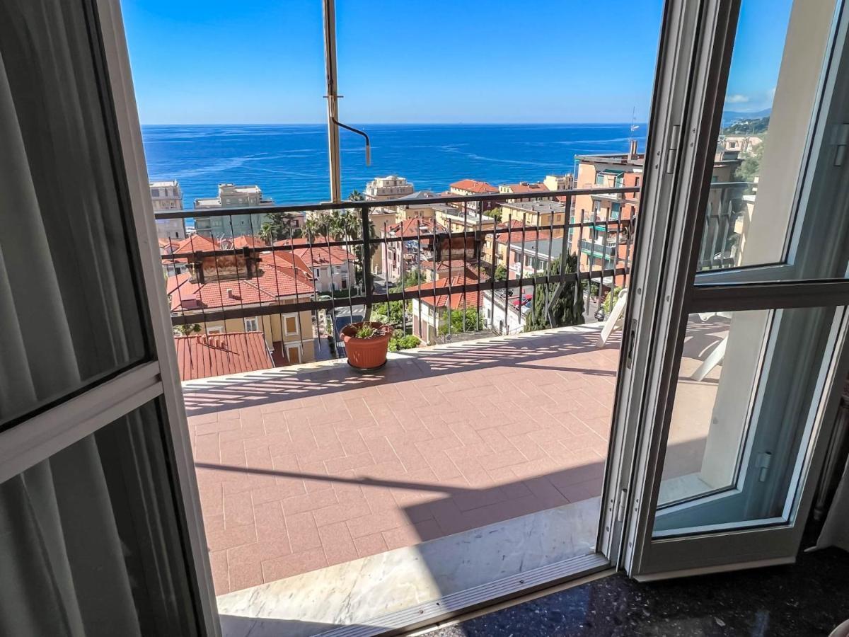 Grande Appartamento Vista Mare Varazze Ngoại thất bức ảnh