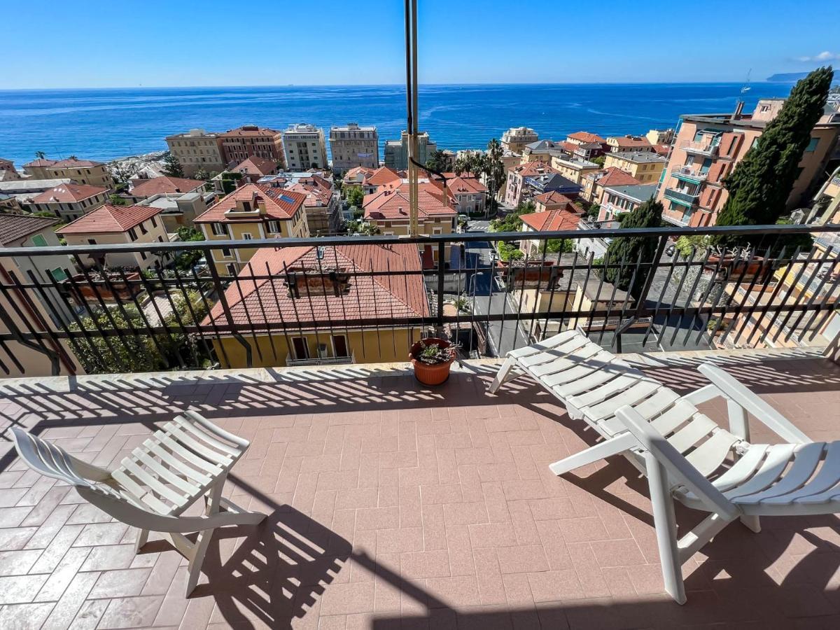 Grande Appartamento Vista Mare Varazze Ngoại thất bức ảnh