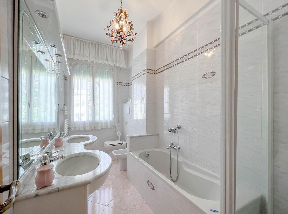 Grande Appartamento Vista Mare Varazze Ngoại thất bức ảnh